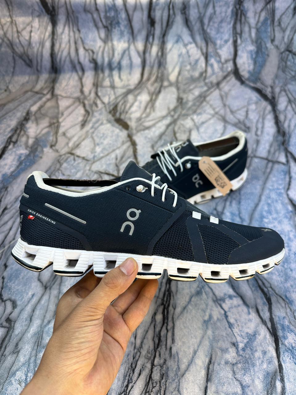 On Cloud 5 Branded Running Shoes