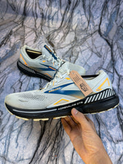 Brooks Adrenaline GTS 23 Branded Running Shoes