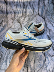 Brooks Adrenaline GTS 23 Branded Running Shoes
