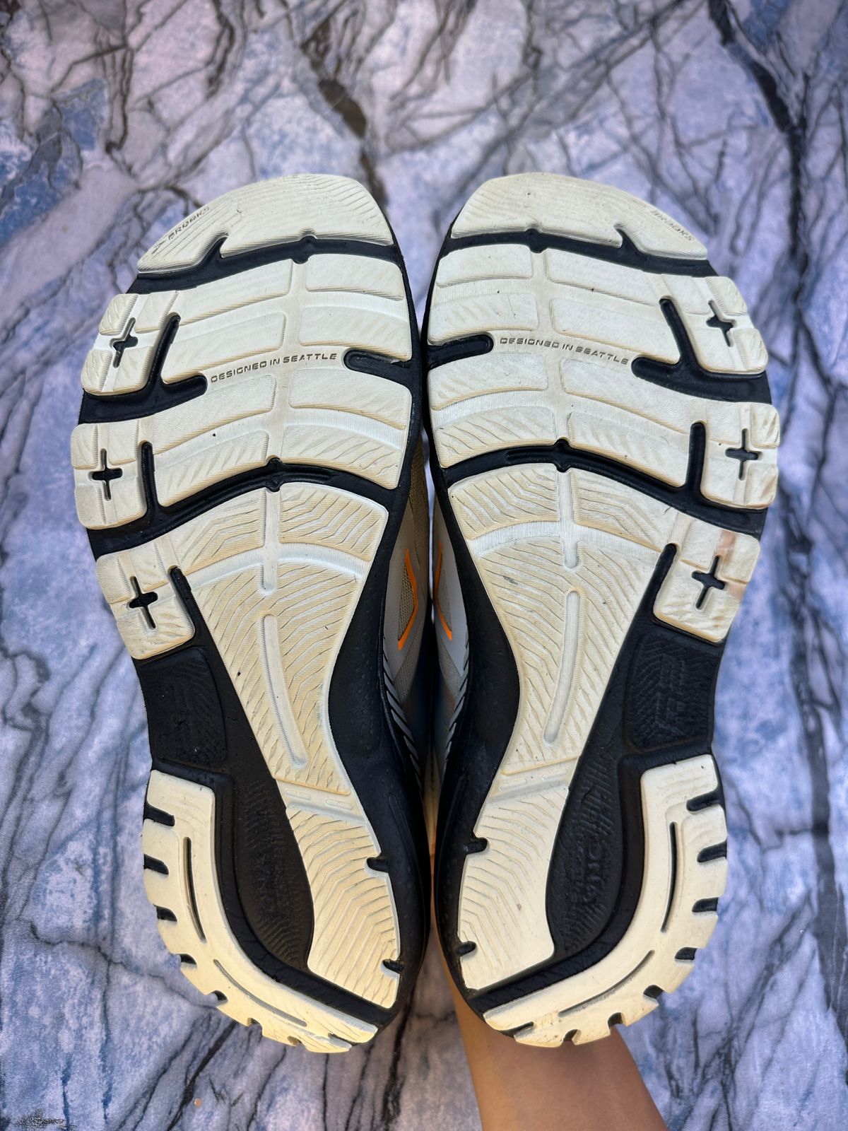 Brooks Adrenaline GTS 23 Branded Running Shoes