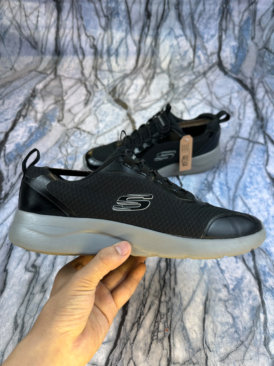 Skechers Dynamite 2.0 Branded Running Shoes