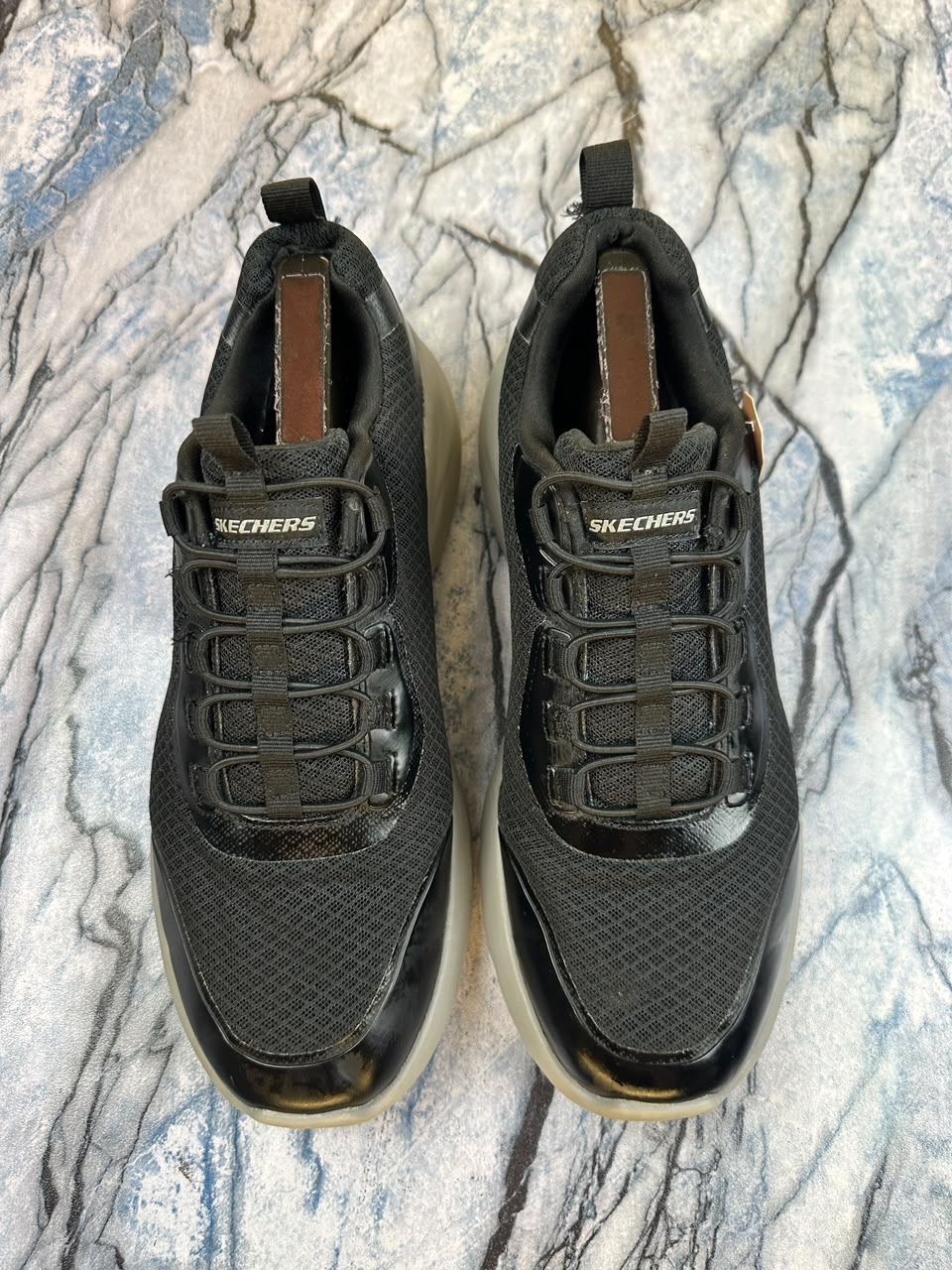 Skechers Dynamite 2.0 Branded Running Shoes
