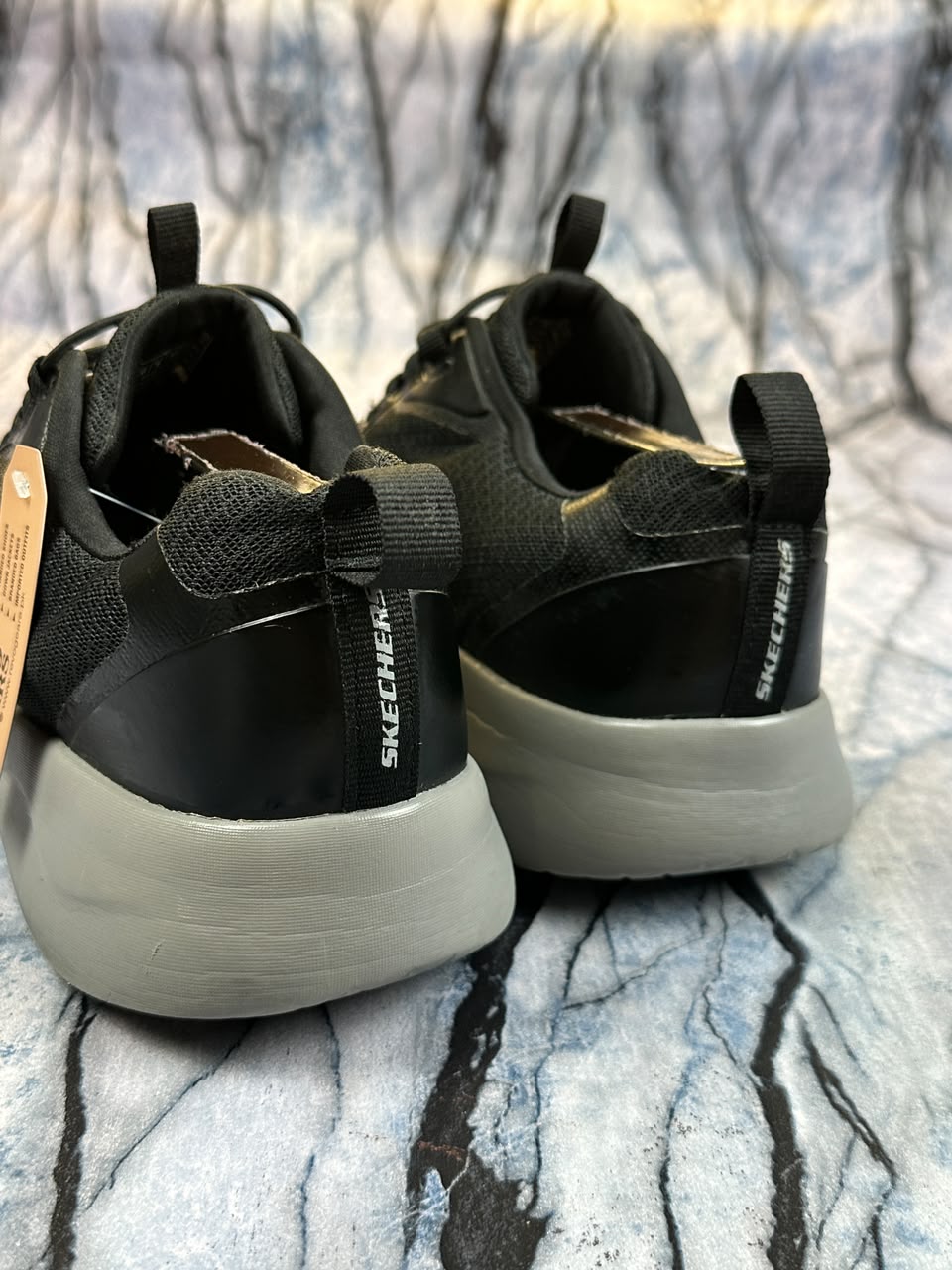 Skechers Dynamite 2.0 Branded Running Shoes
