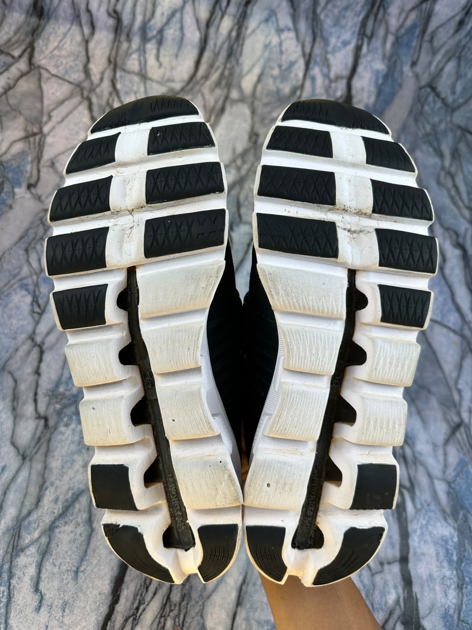 ON CLOUD Branded Runner Shoes