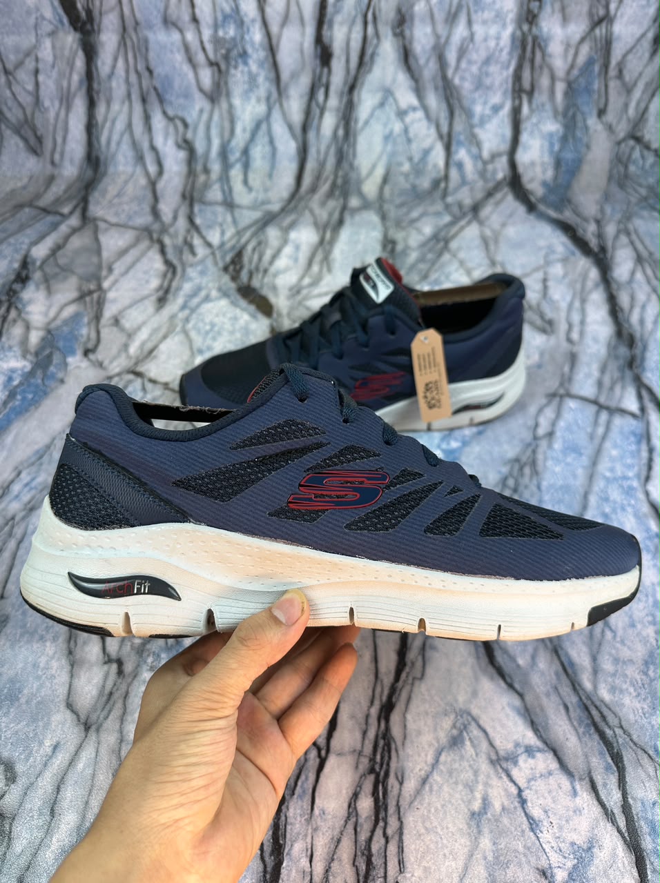 Skechers Archfit Branded Running Shoes