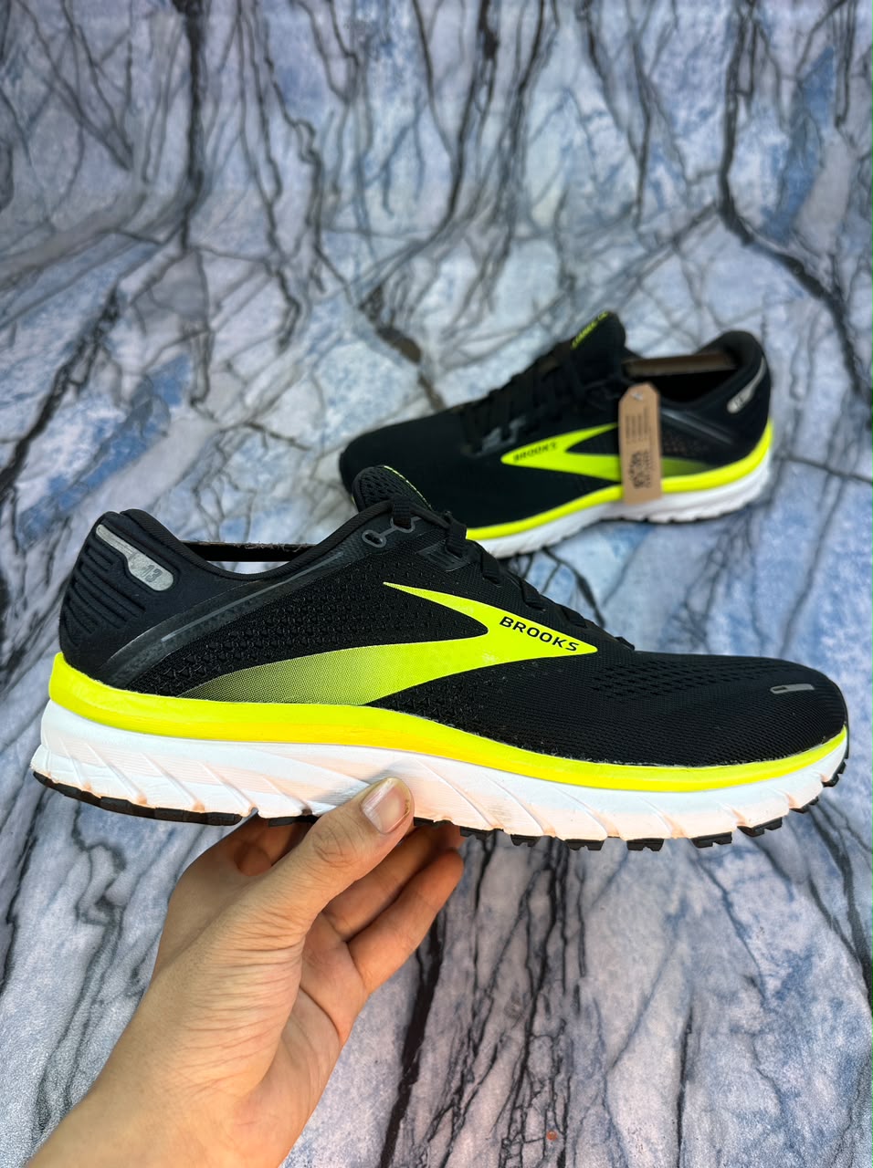 Brooks Defyance 13 Branded Running Shoes