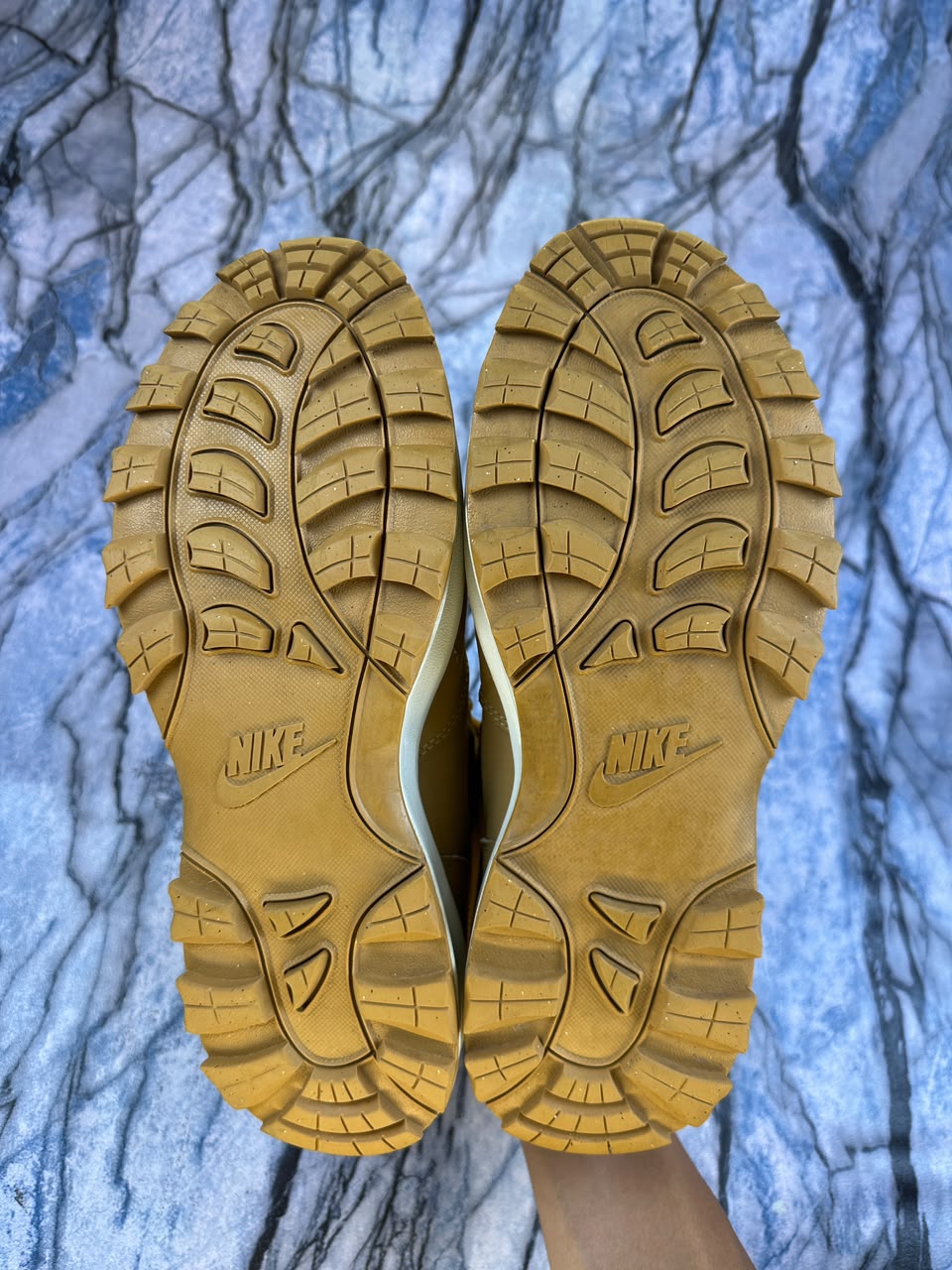 Nike Manoa Leather Branded Boots