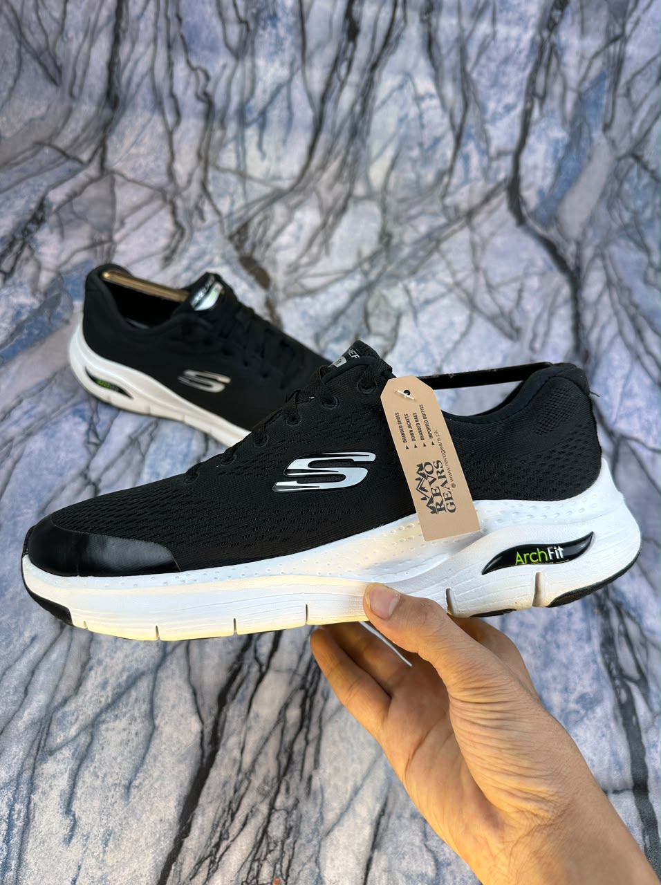 Skechers Archfit Lightweight Branded Running Shoes