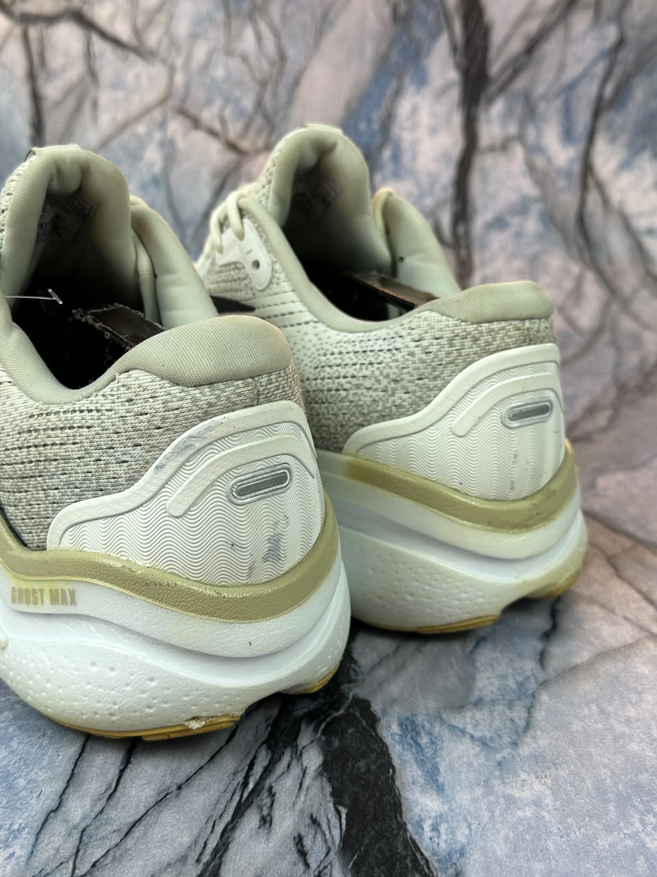 Brooks Ghost Max Branded Running Shoes